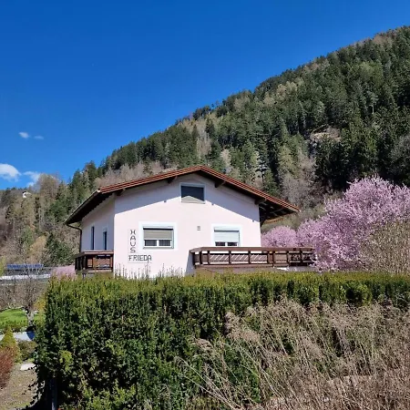 Frieda By Interhome זאמס